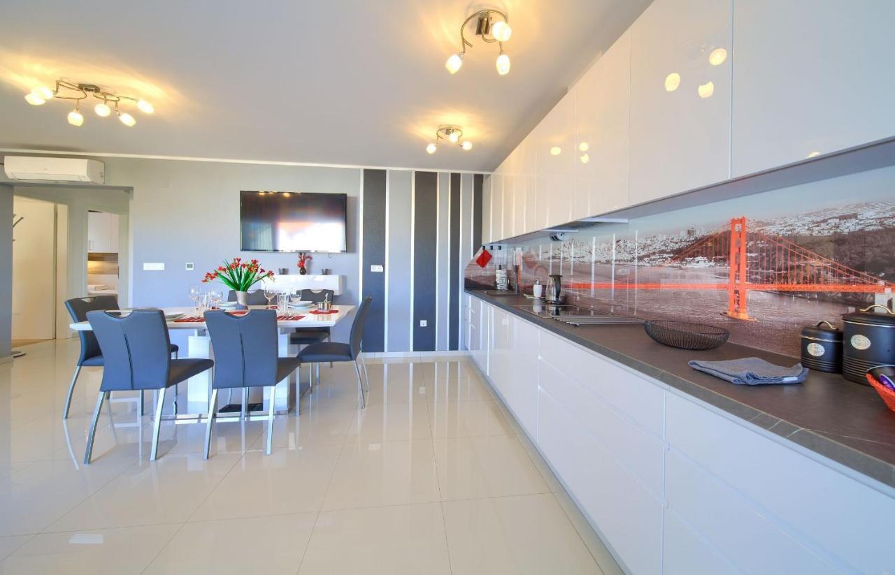 Apartment Crystal Aura Malinska Εξωτερικό φωτογραφία