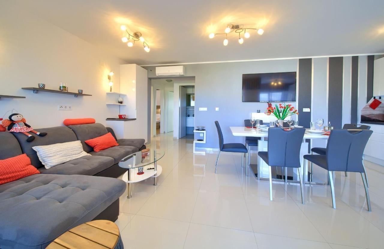 Apartment Crystal Aura Malinska Εξωτερικό φωτογραφία